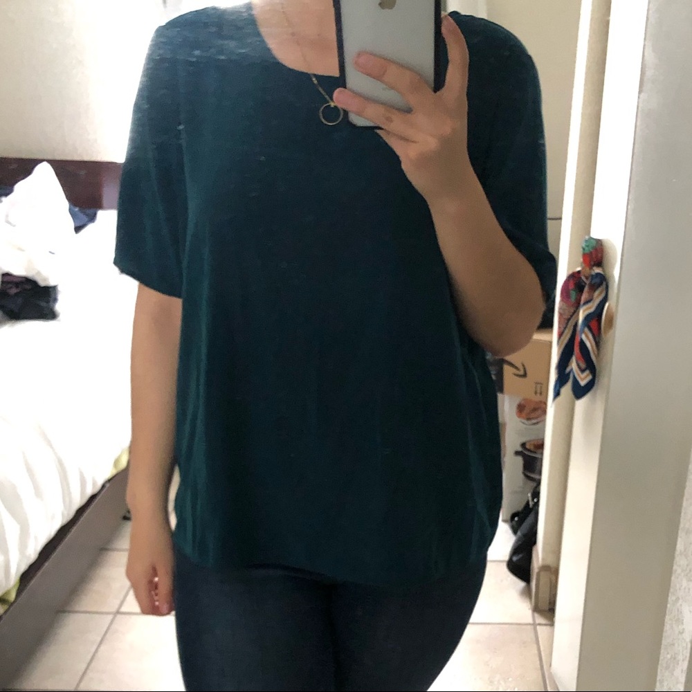 Green velvety top